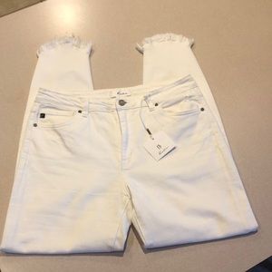 KanCan White NWT skinnies